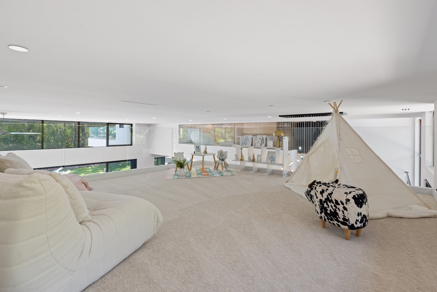 Los Altos hills, California, Architecture Design